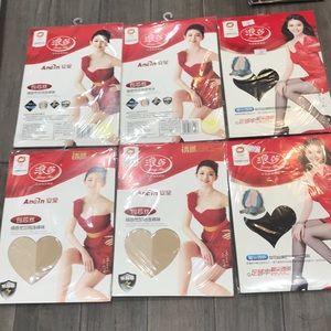 NWT 4 pack nude + 2 pack black sheer pantyhose